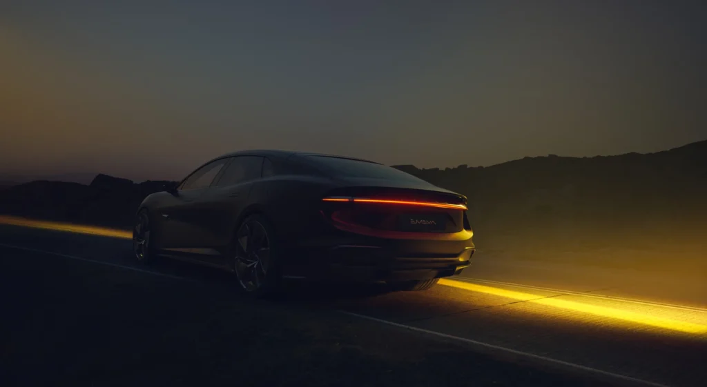 Lotus Emeya Hyper-GT thuần điện